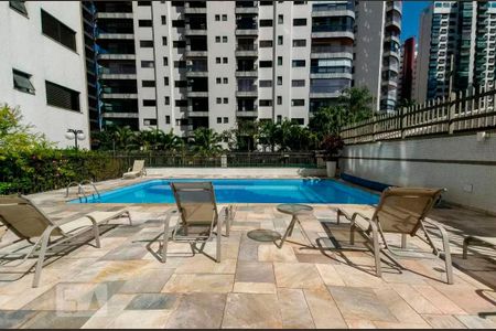 Apartamento para alugar com 118m², 3 quartos e 2 vagasÁrea comum - Piscina