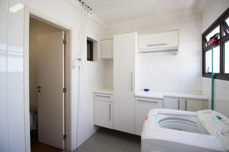 Apartamento para alugar com 118m², 3 quartos e 2 vagasÁrea de Serviço