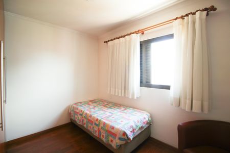 Apartamento para alugar com 118m², 3 quartos e 2 vagasQuarto 2