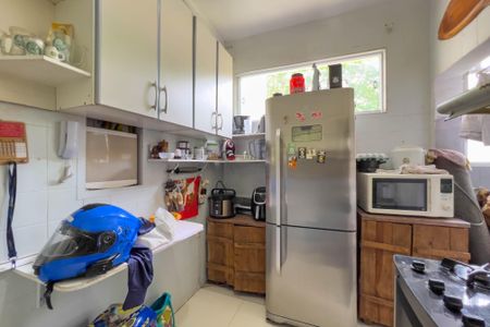 Apartamento à venda com 110m², 3 quartos e 10 vagasCozinha e área de serviço 