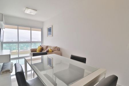 Apartamento para alugar com 68m², 2 quartos e 2 vagasSala