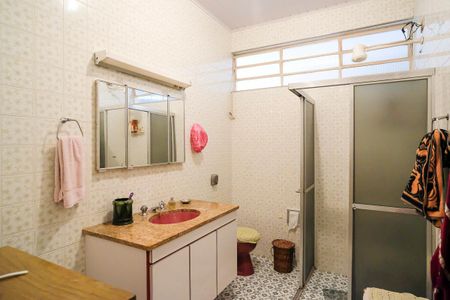 Casa à venda com 288m², 4 quartos e 2 vagasBanheiro