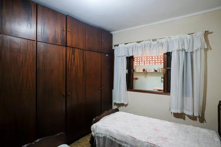 Casa à venda com 288m², 4 quartos e 2 vagasQuarto 3