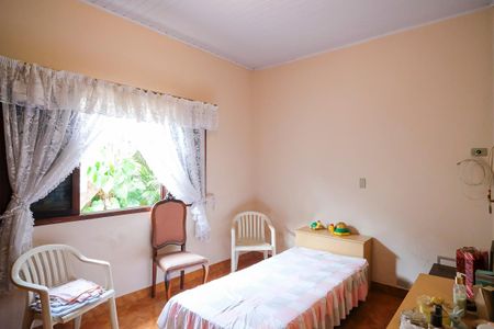 Casa à venda com 288m², 4 quartos e 2 vagasQuarto 2