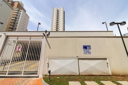 Apartamento para alugar com 61m², 2 quartos e 1 vagaFachada