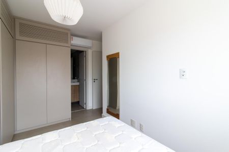 Apartamento para alugar com 61m², 2 quartos e 1 vagaSuite