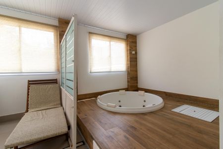 Apartamento para alugar com 61m², 2 quartos e 1 vagaÁrea comum