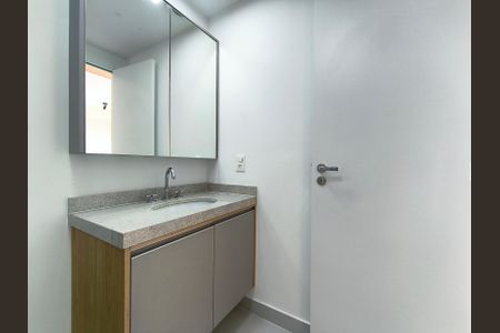 Studio para alugar com 28m², 1 quarto e sem vaga Studio para alugar com 28m², 1 quarto e sem vagaBanheiro