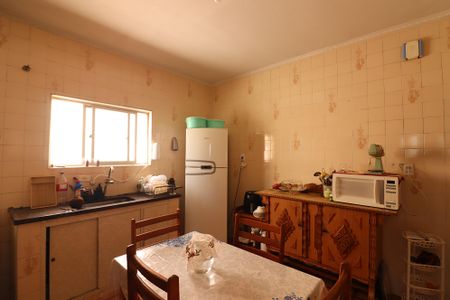 Casa à venda com 500m², 3 quartos e 2 vagasCozinha 