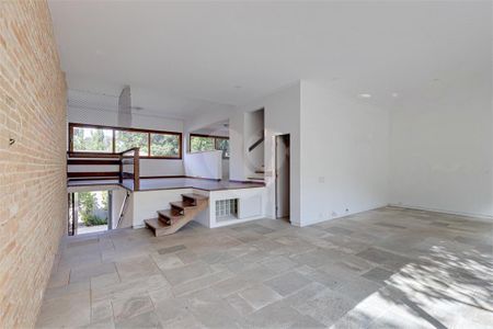 Casa à venda com 4 quartos, 321m² em Santo Amaro, São Paulo