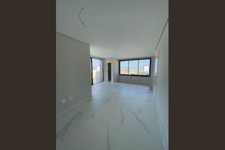 Casa à venda com 120m², 4 quartos e 2 vagas