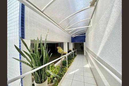 Casa à venda com 97m², 4 quartos e 2 vagas