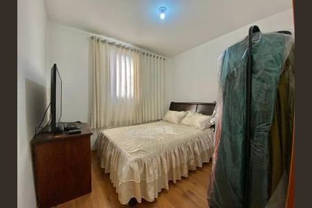 Casa à venda com 4 quartos, 97m² em Santa Rosa, Belo Horizonte