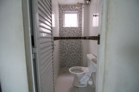 Studio para alugar com 30m², 1 quarto e sem vaga Studio para alugar com 30m², 1 quarto e sem vagaBanheiro