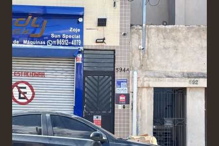 Studio para alugar com 30m², 1 quarto e sem vaga Studio para alugar com 30m², 1 quarto e sem vagaFachada - Plaquinha instalada