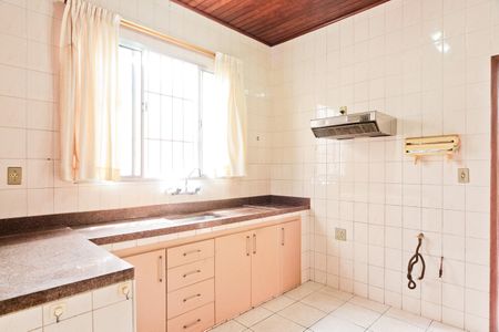 Casa à venda com 180m², 3 quartos e 3 vagasCozinha