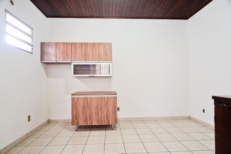 Casa à venda com 180m², 3 quartos e 3 vagasCopa