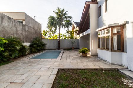 Casa de condomínio para alugar com 460m², 3 quartos e 4 vagas Casa de condomínio para alugar com 460m², 3 quartos e 4 vagasPiscina