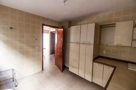 Casa de condomínio para alugar com 460m², 3 quartos e 4 vagas Casa de condomínio para alugar com 460m², 3 quartos e 4 vagasÁrea de Serviço