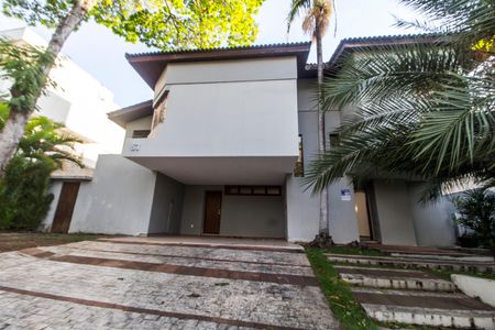 Casa de condomínio para alugar com 460m², 3 quartos e 4 vagas Casa de condomínio para alugar com 460m², 3 quartos e 4 vagasVista da Rua