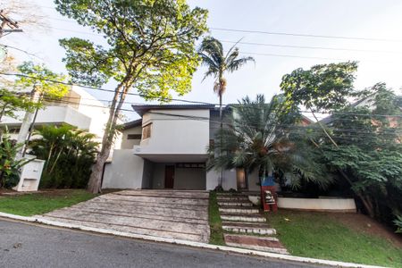 Casa de condomínio para alugar com 460m², 3 quartos e 4 vagas Casa de condomínio para alugar com 460m², 3 quartos e 4 vagasGaragem