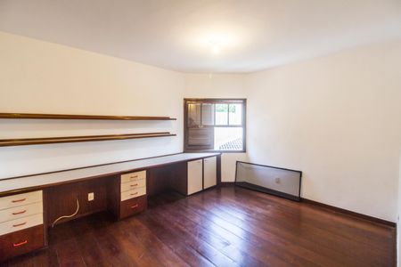 Casa de condomínio para alugar com 460m², 3 quartos e 4 vagas Casa de condomínio para alugar com 460m², 3 quartos e 4 vagasSuíte 2