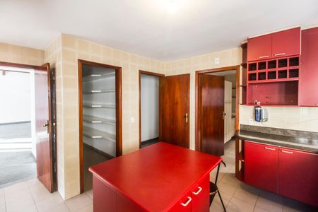 Casa de condomínio para alugar com 460m², 3 quartos e 4 vagas Casa de condomínio para alugar com 460m², 3 quartos e 4 vagasCozinha