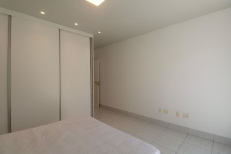 Casa para alugar com 314m², 4 quartos e 2 vagasSuíte 1