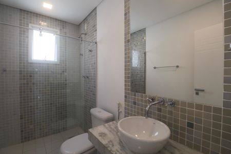 Casa para alugar com 314m², 4 quartos e 2 vagasBanheiro Suíte 1