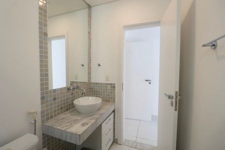 Casa para alugar com 314m², 4 quartos e 2 vagasBanheiro Suíte 1