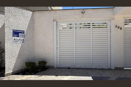 Casa para alugar com 314m², 4 quartos e 2 vagasFachada - Placa
