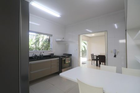 Casa para alugar com 314m², 4 quartos e 2 vagasCozinha
