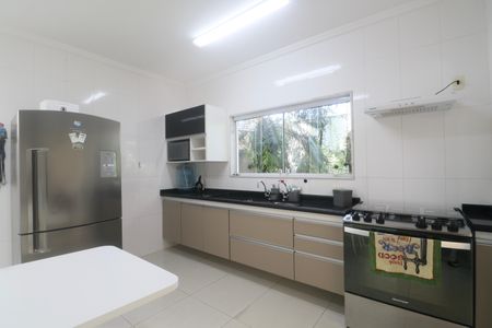 Casa para alugar com 314m², 4 quartos e 2 vagasCozinha