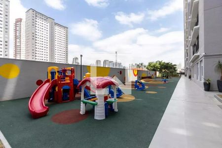 Apartamento para alugar com 74m², 3 quartos e 1 vaga Apartamento para alugar com 74m², 3 quartos e 1 vagaÁrea comum - Playground