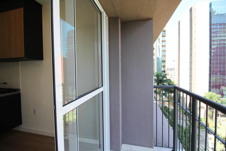 Studio à venda com 25m², 1 quarto e sem vaga Studio à venda com 25m², 1 quarto e sem vagaVaranda