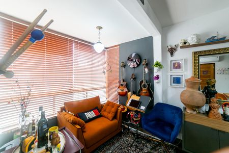 Apartamento à venda com 3 quartos, 106m² em Funcionários, Belo Horizonte