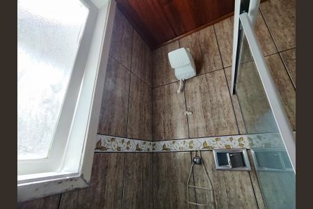 Casa de condomínio para alugar com 300m², 3 quartos e 2 vagasBanheiro Social