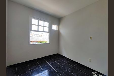 Casa de condomínio para alugar com 300m², 3 quartos e 2 vagasSuíte