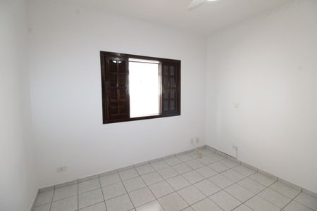 Casa de condomínio para alugar com 250m², 4 quartos e 4 vagasQuarto 2