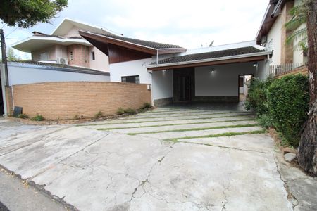 Casa de condomínio para alugar com 250m², 4 quartos e 4 vagasGaragem