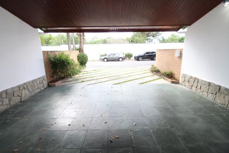 Casa de condomínio para alugar com 250m², 4 quartos e 4 vagasGaragem