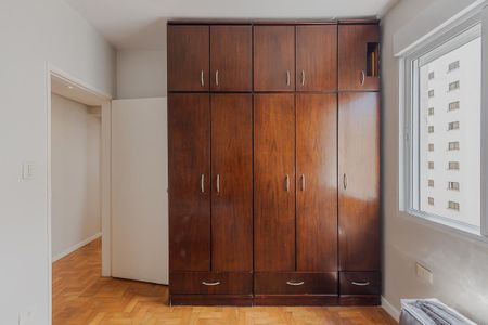 Quarto 1 de apartamento à venda com 2 quartos, 88m² em Jardim Paulista, São Paulo