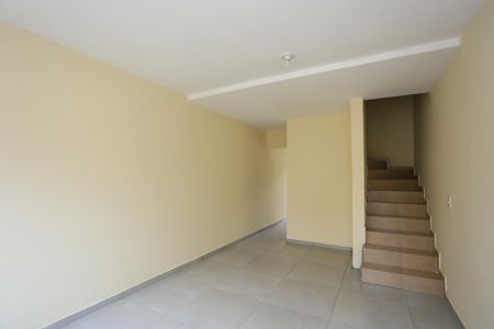 Casa à venda com 145m², 2 quartos e 1 vagaSala 