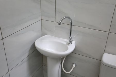 Casa à venda com 145m², 2 quartos e 1 vagaBanheiro