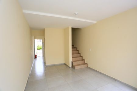 Casa à venda com 145m², 2 quartos e 1 vagaSala 