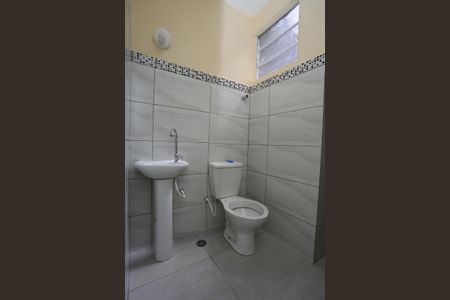 Casa à venda com 145m², 2 quartos e 1 vagaBanheiro