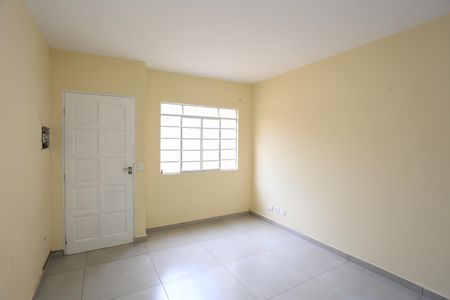 Casa à venda com 145m², 2 quartos e 1 vagaSala 