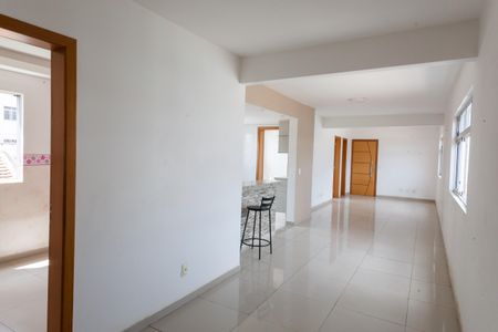 sala de apartamento à venda com 3 quartos, 110m² em Santa Tereza, Belo Horizonte