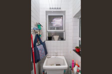 Casa para alugar com 71m², 2 quartos e sem vagaÁrea de Serviço