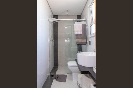 Casa para alugar com 71m², 2 quartos e sem vagaBanheiro da Suíte
